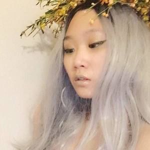 Meet your Posher, Bri